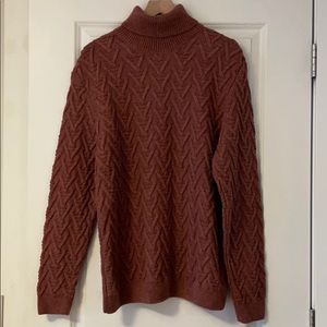 Light red/rose Zara turtleneck sweater in Size XL